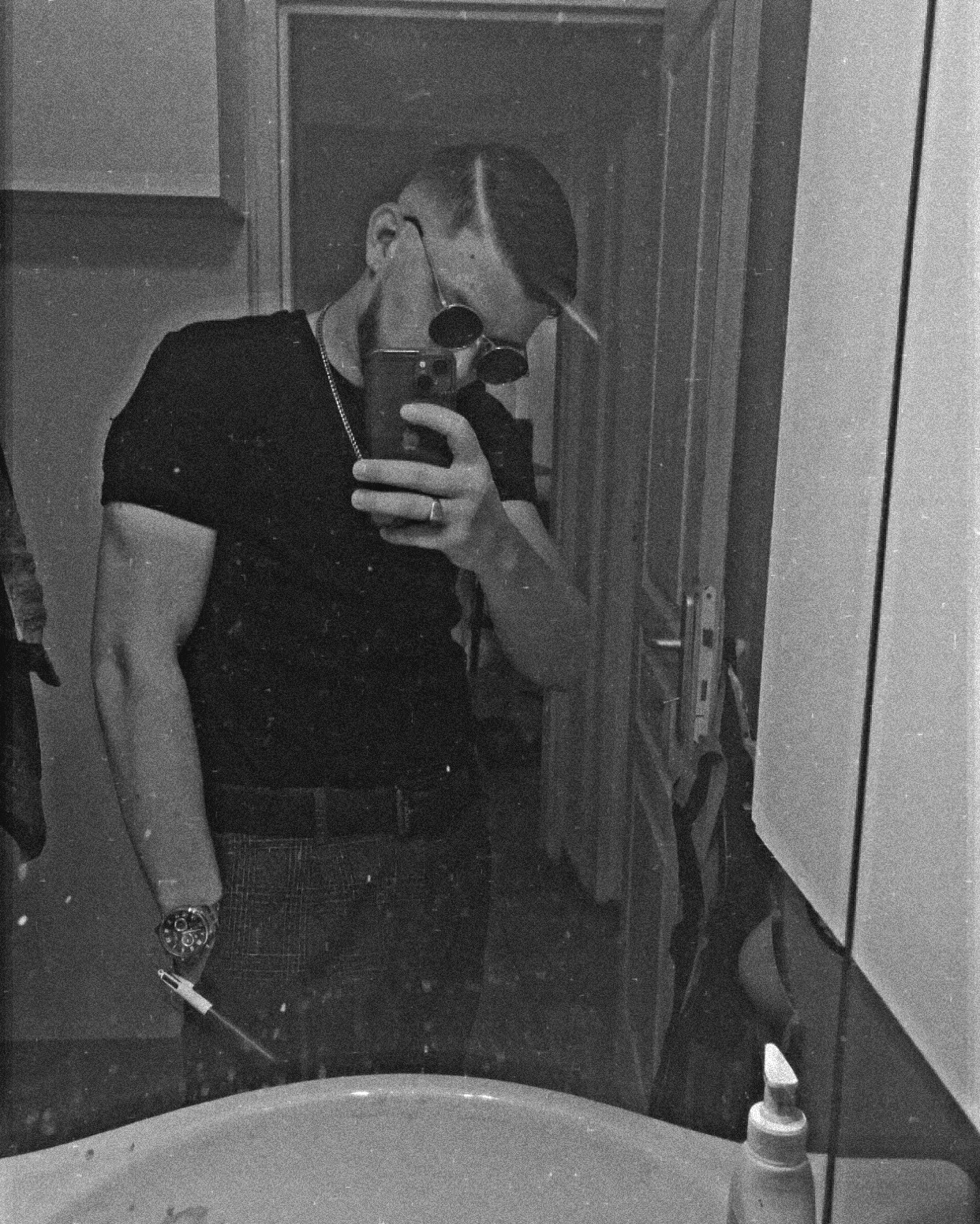Alexi, 23 ans, Beton-Bazoches
