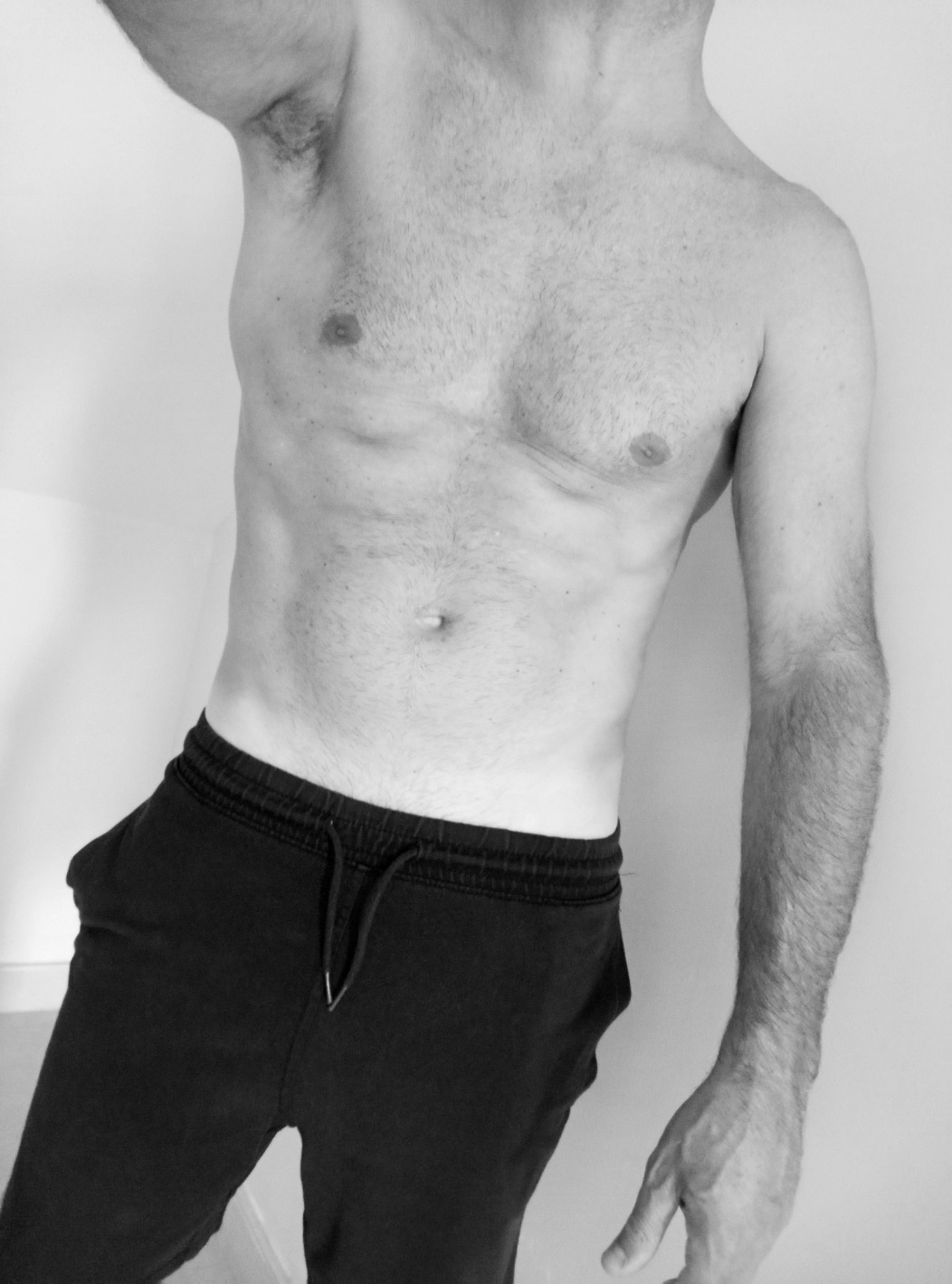 Derrick, 41 ans, Montceaux-lès-Provins