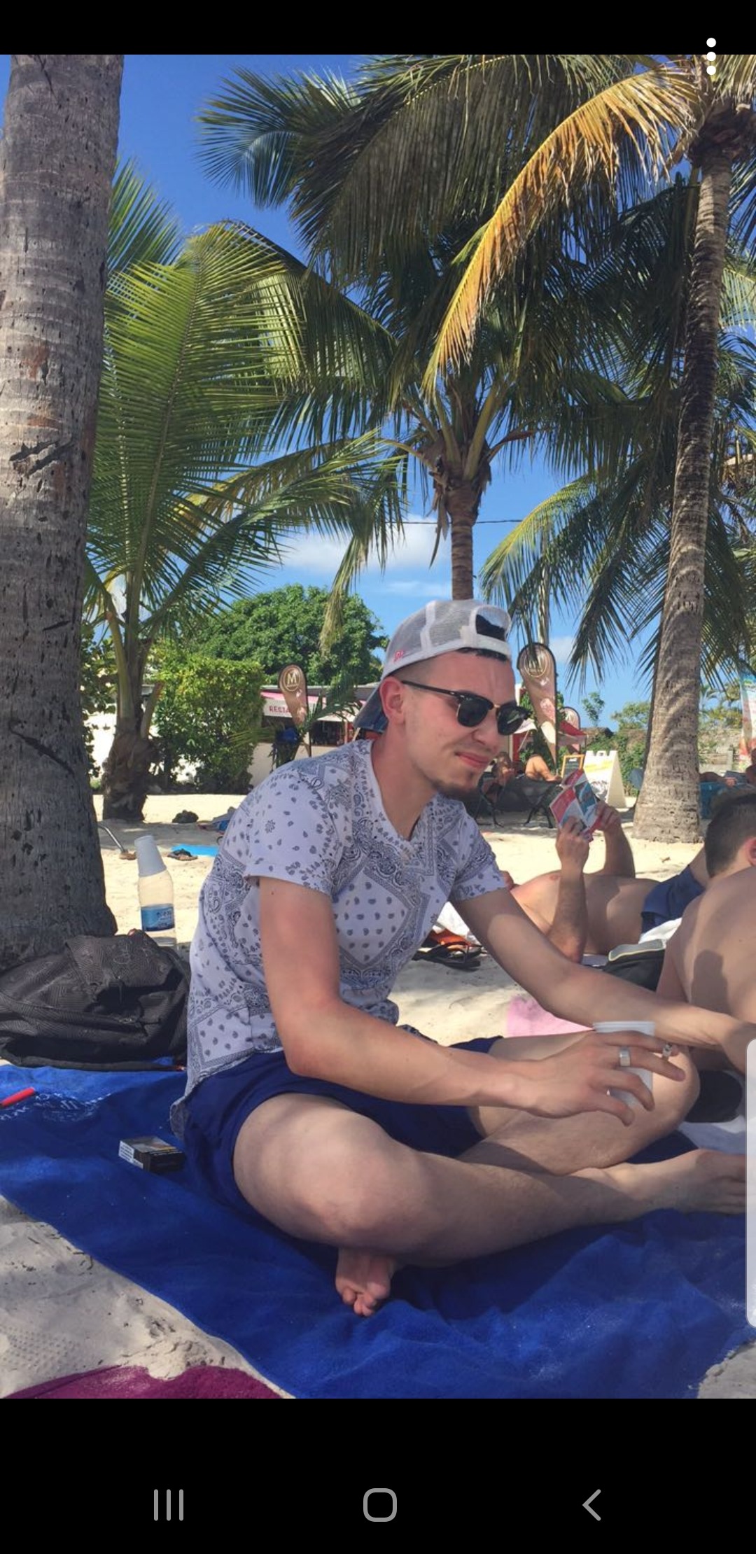 Nayim, 29 ans, Melun