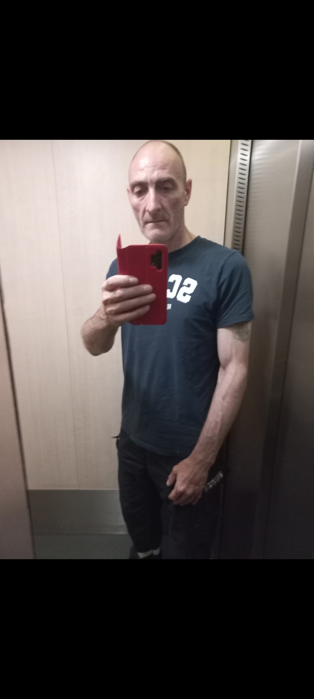 Yakin, 45 ans, LesChapelles-Bourbon